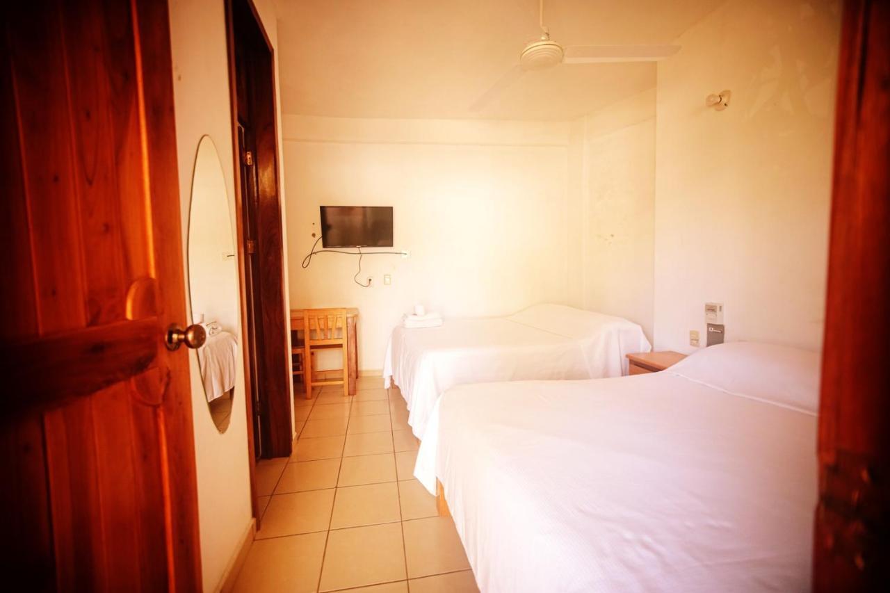 Hotel Yurimar Puerto Escondido  Bagian luar foto