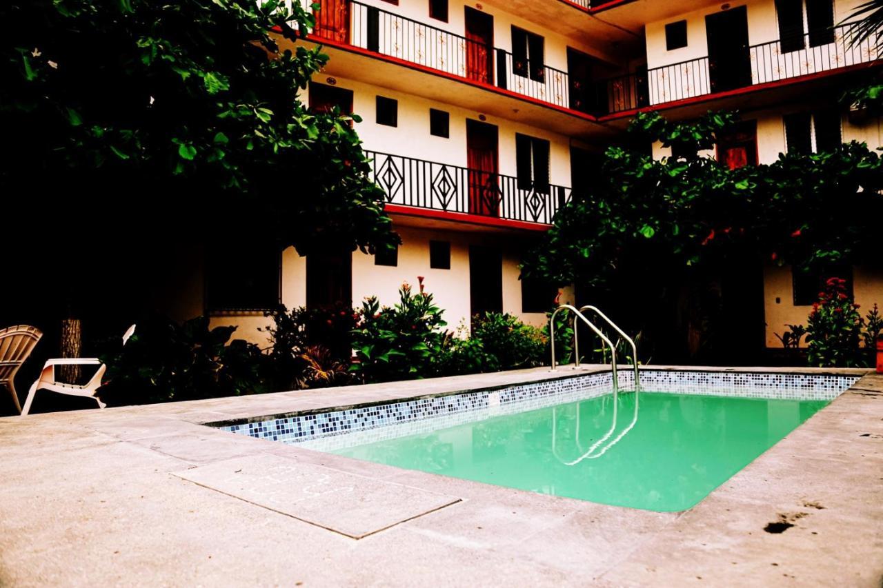 Hotel Yurimar Puerto Escondido  Bagian luar foto